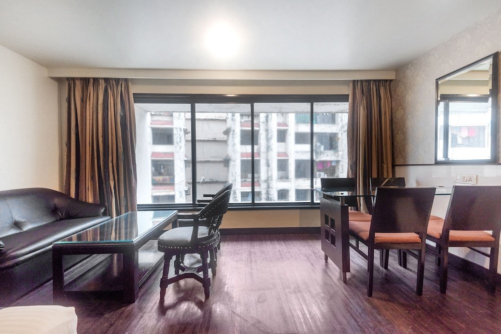 Фото Savoy Suites by Oyo Rooms