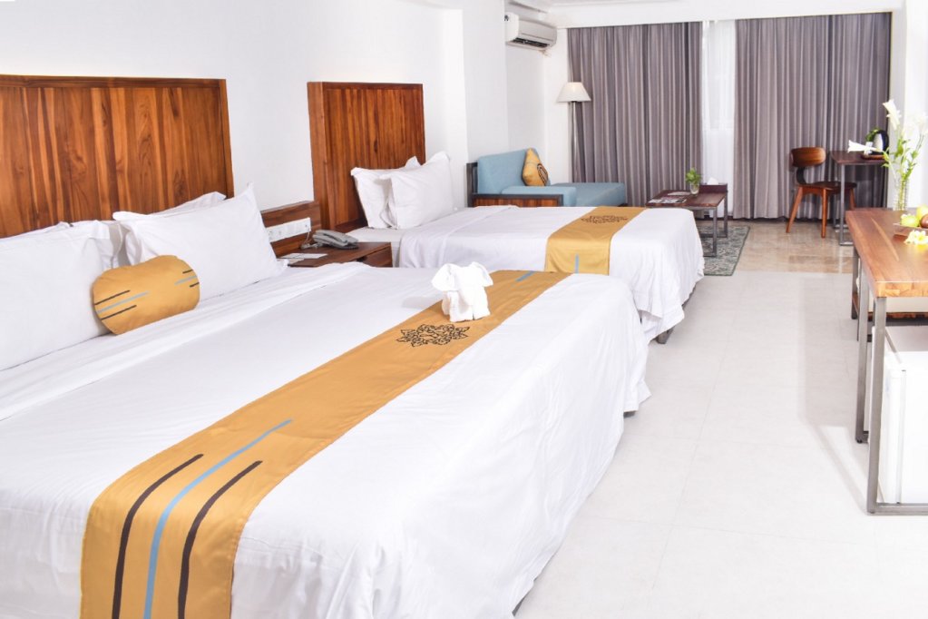 Фото Metro Park View Hotel Kota Lama Semarang