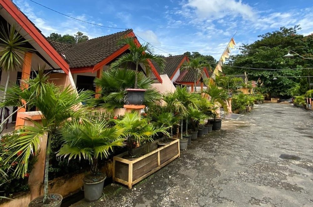 Фото Hotel Manau & Cottages