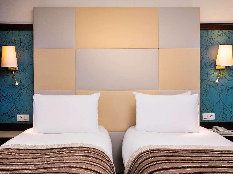 Фото Hotel Mercure Paris La Sorbonne Saint Germain des Pres