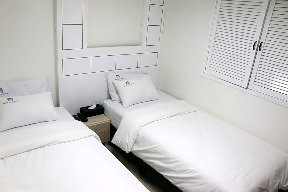 Фото Yeongdeungpo Must Stay Seonyudo