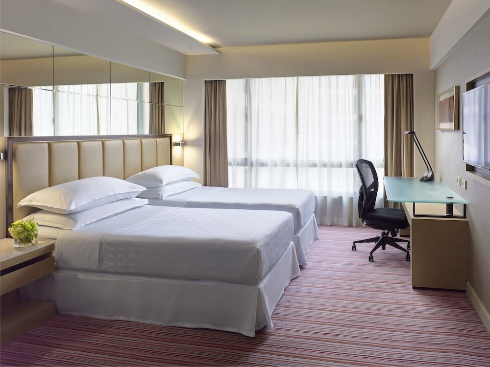 Фото Sheraton Hong Kong Hotel & Towers