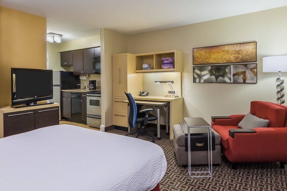 Фото TownePlace Suites by Marriott Tampa Westshore/Airport