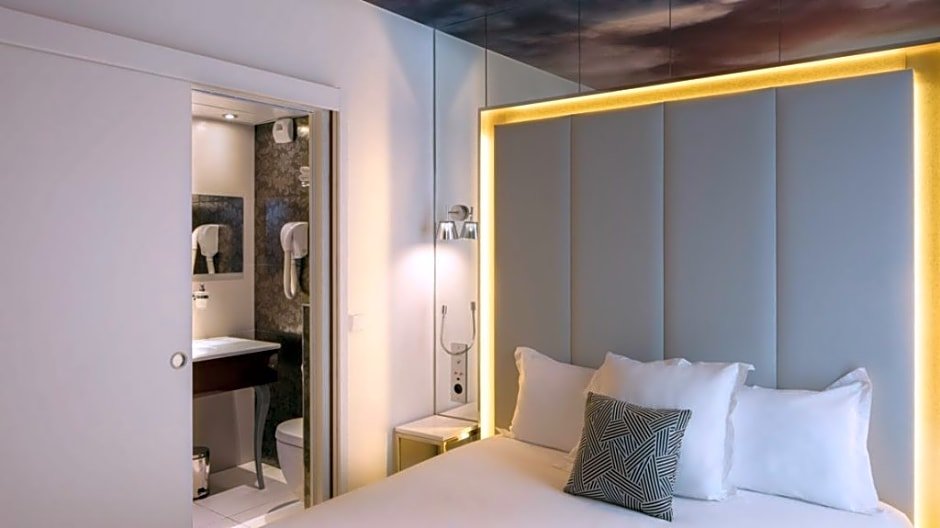 Фото Nouvel Hotel Eiffel