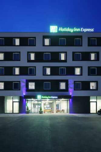 Гостиница Holiday Inn Express Friedrichshafen