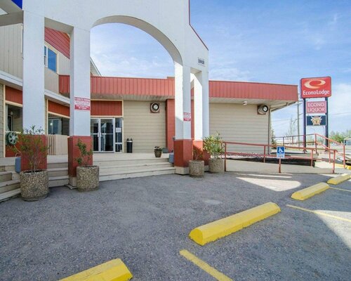 Гостиница Travelodge by Wyndham Fort St John