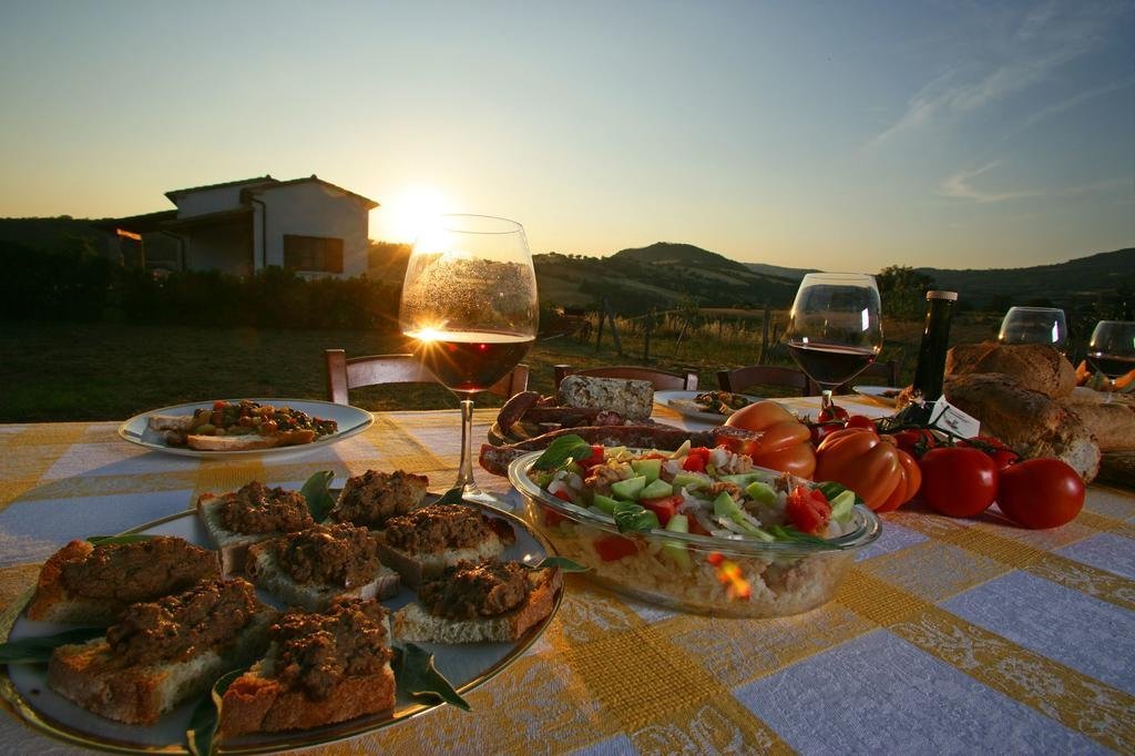 Фото Agriturismo Le Cascatelle