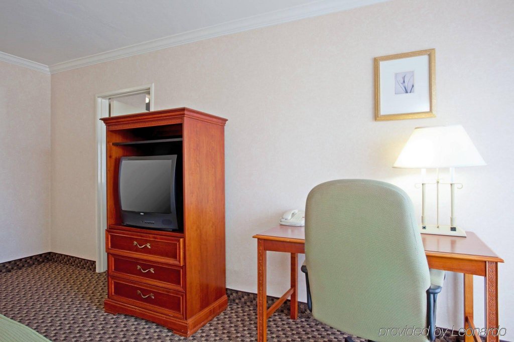 Фото Best Western Plus La Mesa San Diego