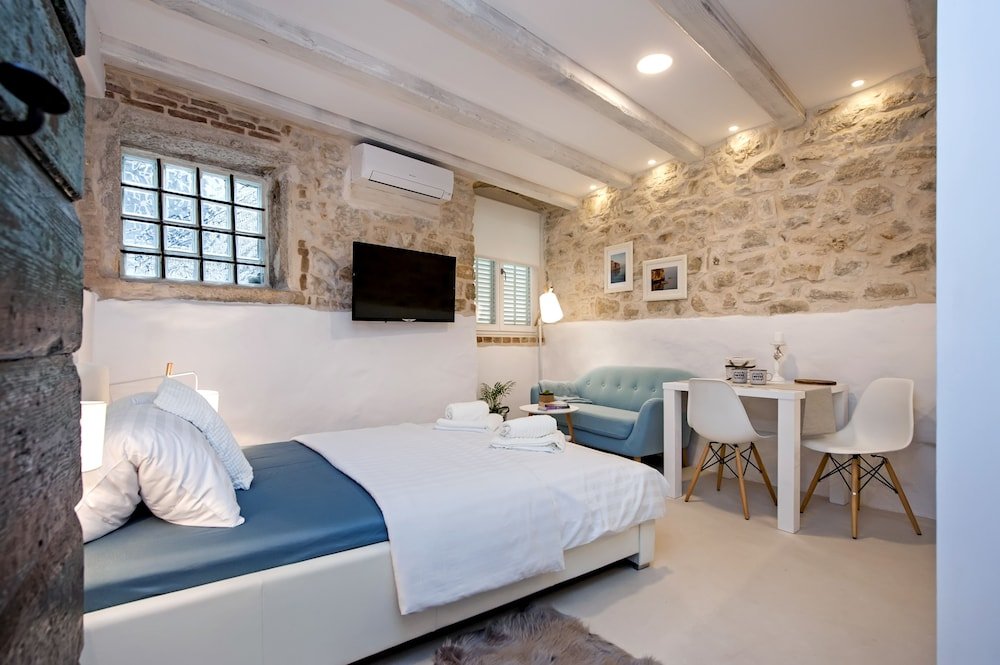 Фото Pisinium Studios