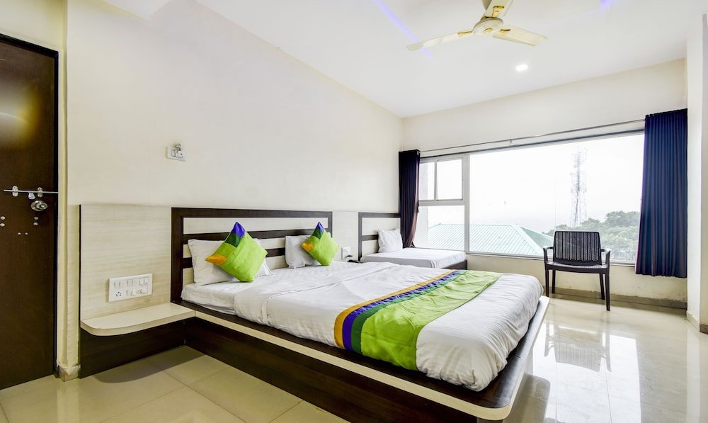 Фото Yashraj Residency