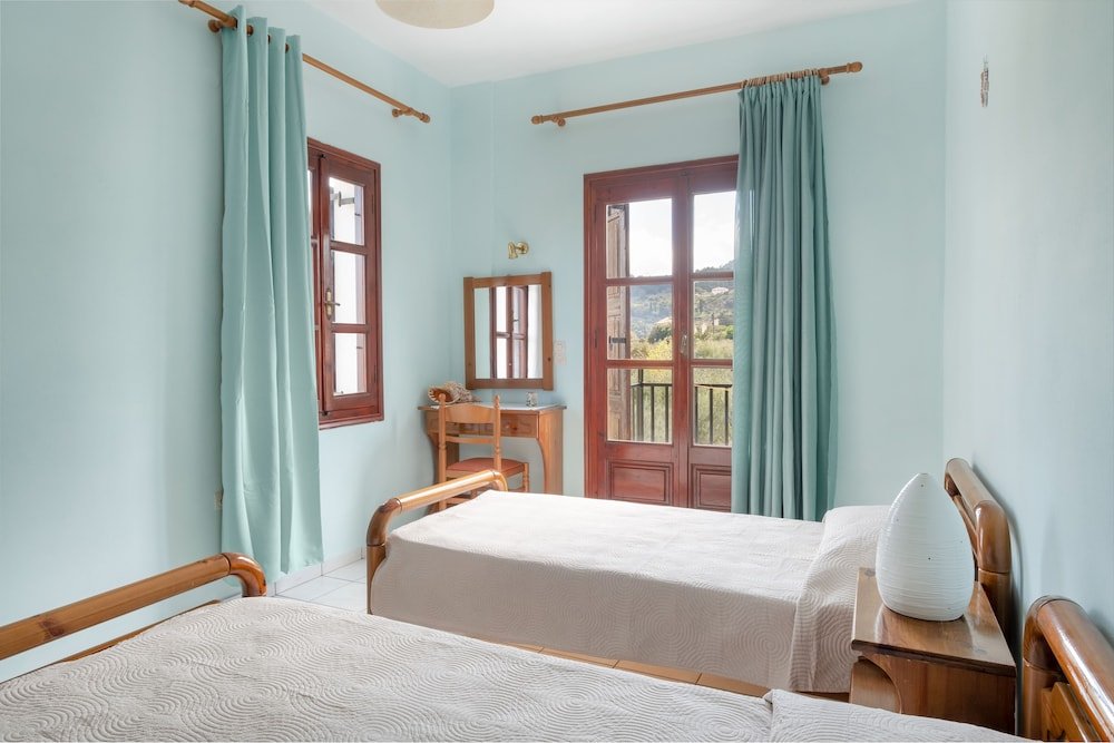 Фото Theodora Inn