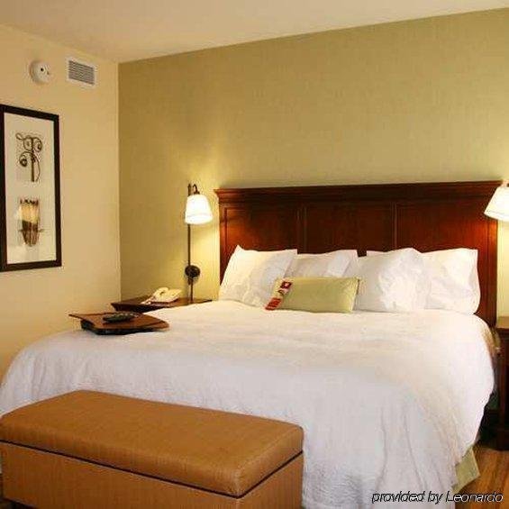 Фото Hampton Inn & Suites Saratoga Springs Downtown