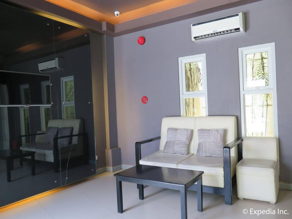 Фото Lucky 9 Budget Hotel