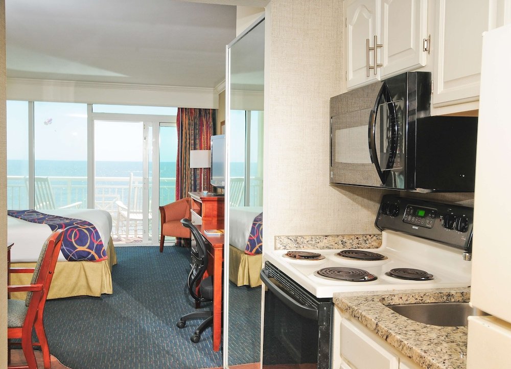 Фото Best Western Plus Grand Strand Inn & Suites