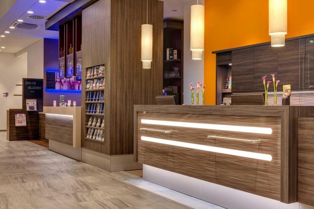 Фото Park Inn by Radisson Neumarkt