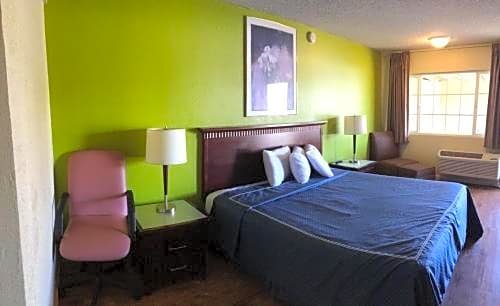 Фото Discovery Inn