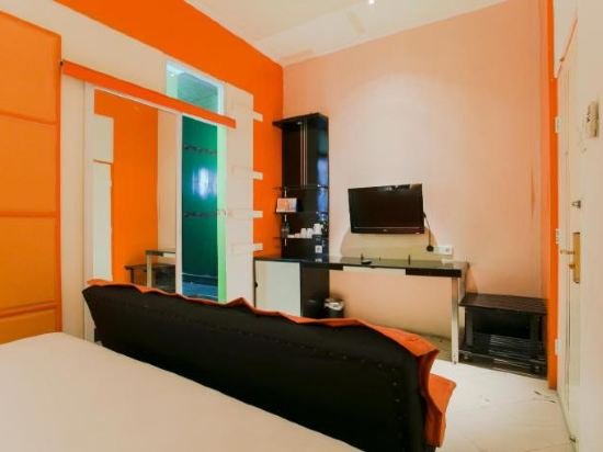 Фото International Homestay Surabaya