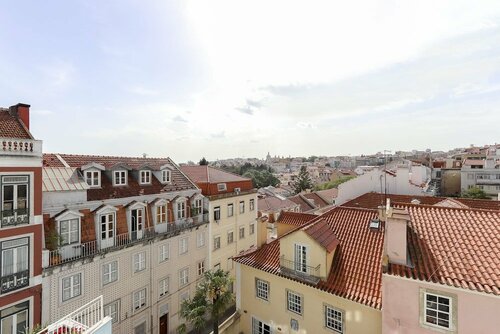 Principe Real Balcony by Homing