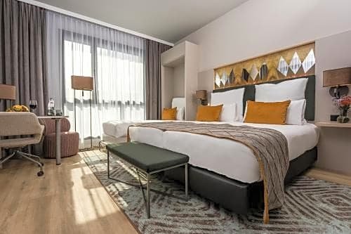 Фото Leonardo Royal Hotel Barcelona Fira