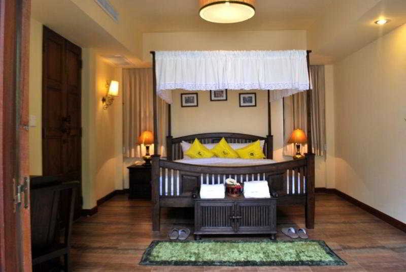 Фото Shewe Wana Boutique Hotel