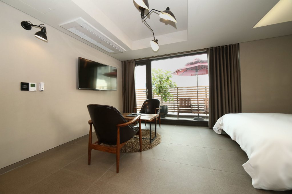 Фото H Hotel Seocho