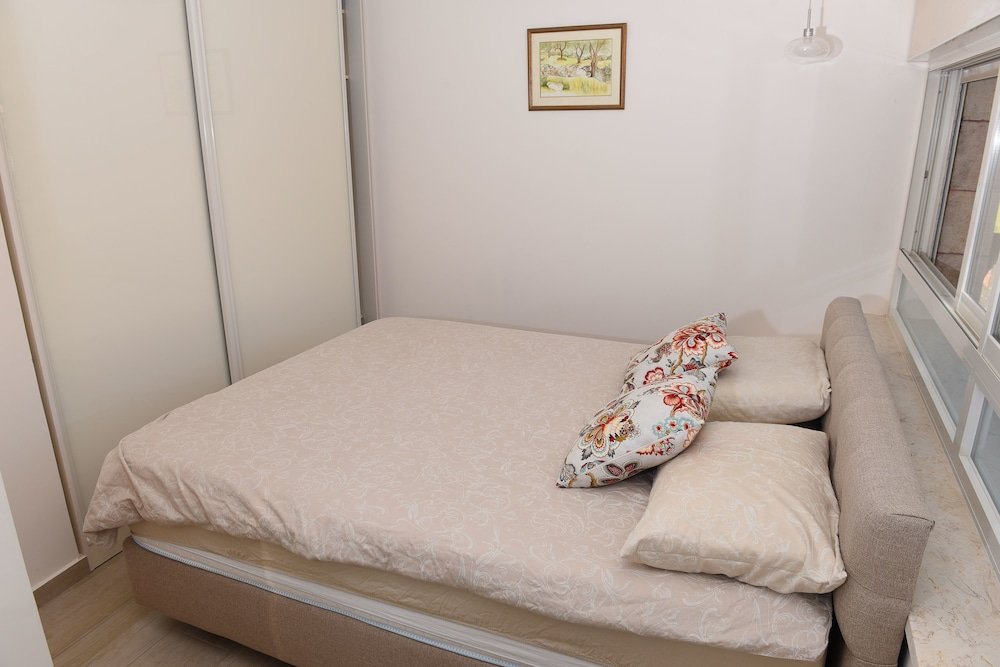 Фото Mamilla Boutique Apartment