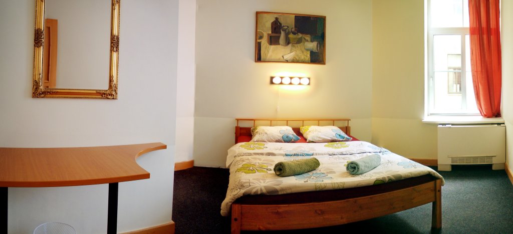 Фото Cinnamon Sally Backpackers Hostel