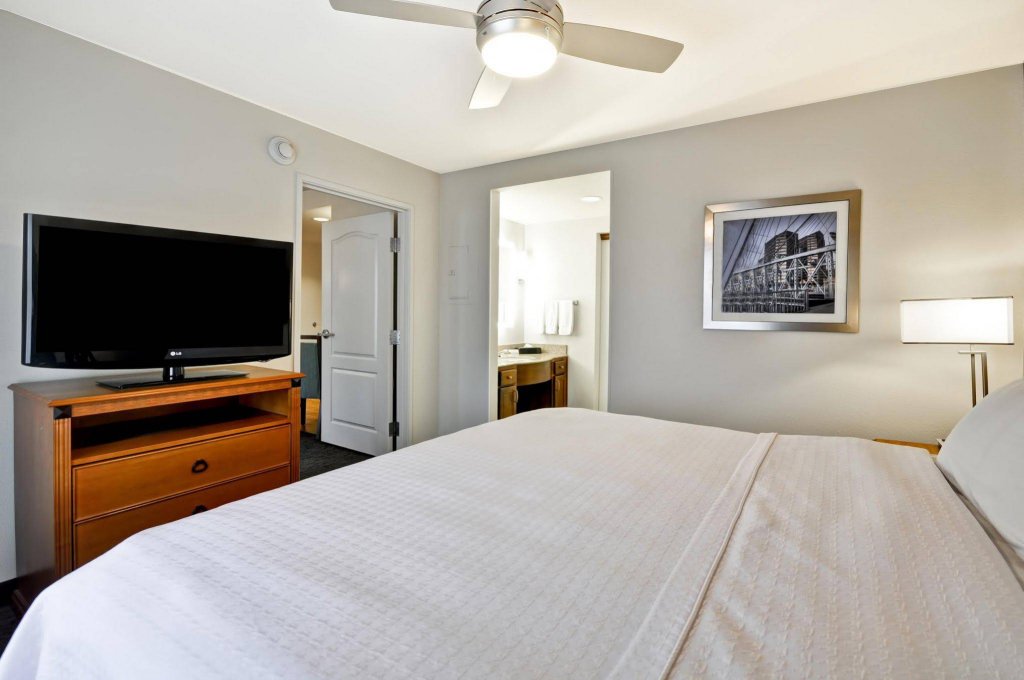 Фото Homewood Suites by Hilton Cincinnati-Milford