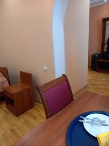 Tcentralnaya (ulitsa Gorkogo, 8), hotel