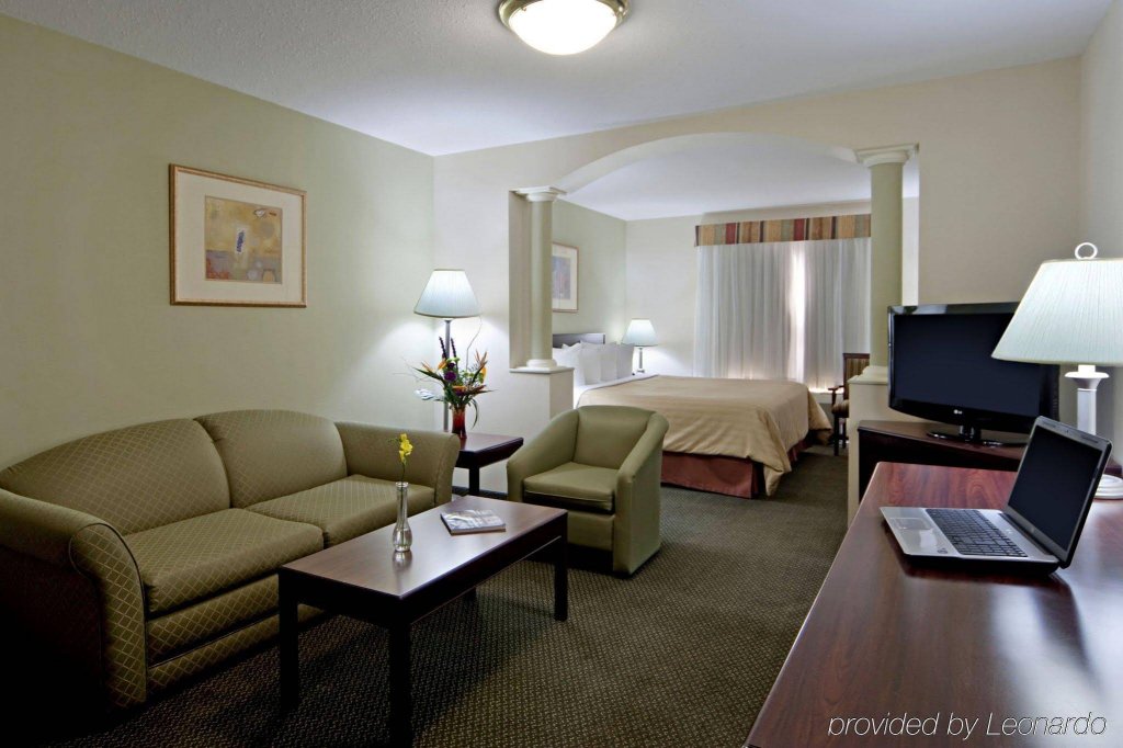Фото Best Western Plus Red Deer Inn & Suites