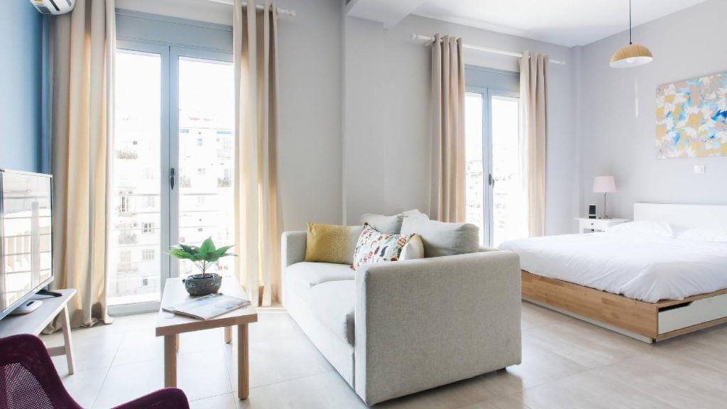 Фото Omnia Pagrati Apartments