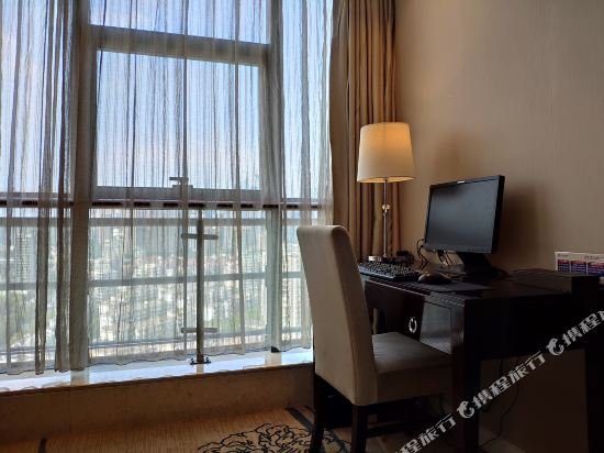 Фото Hangzhou Huachen Fengting Hotel