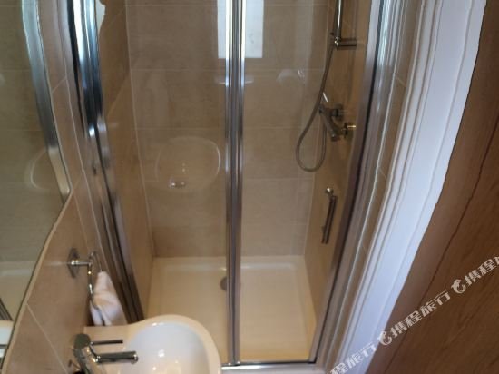 Фото Queens Hotel