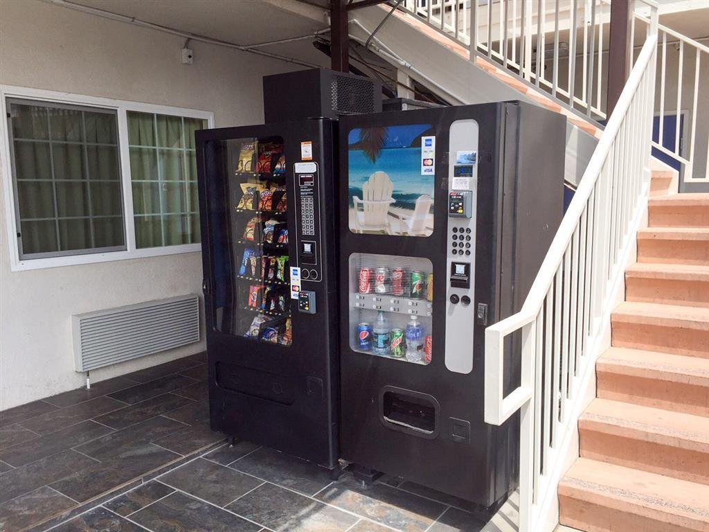 Фото Motel 6 National City Ca