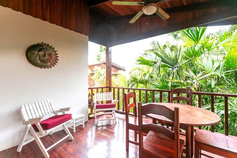 Фото Hotel El Encanto