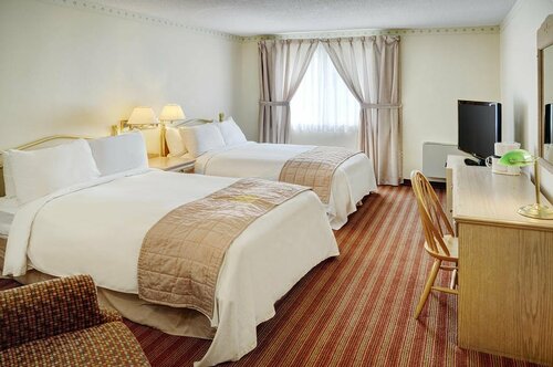 Гостиница Ramada by Wyndham Miramichi New Brunswick в Мирамиши
