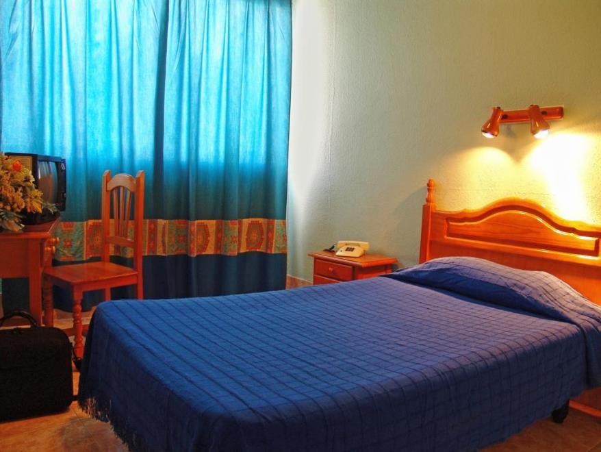 Фото Hostal Residencia Cardona