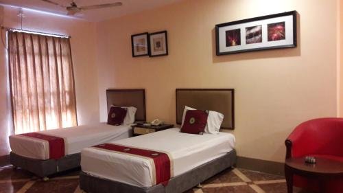 Фото Astoria Hotel