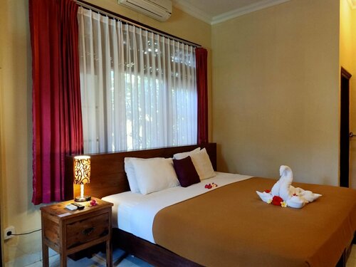 Внешний вид отеля Blanjong Home Stay в Денпасаре, фото 2