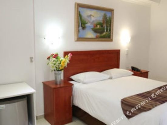 Фото Royal Ushaka Hotel Seaview