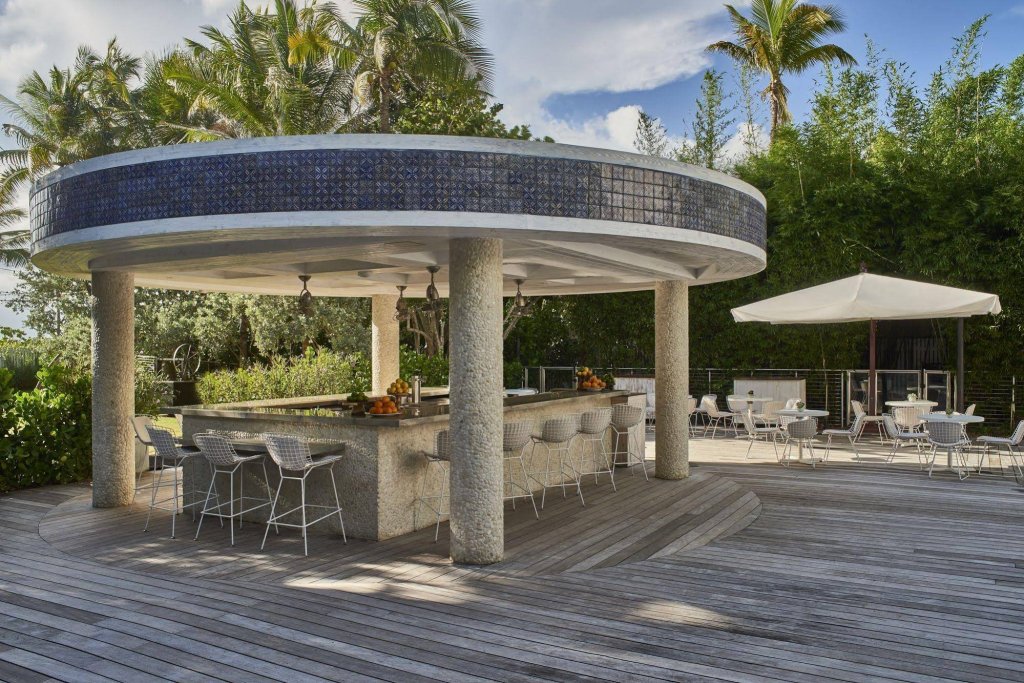 Фото Nautilus Sonesta Miami Beach