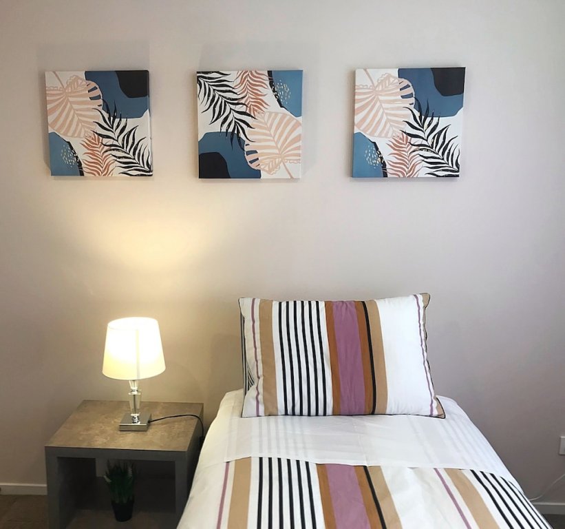 Фото Flatbush Holiday Accommodation