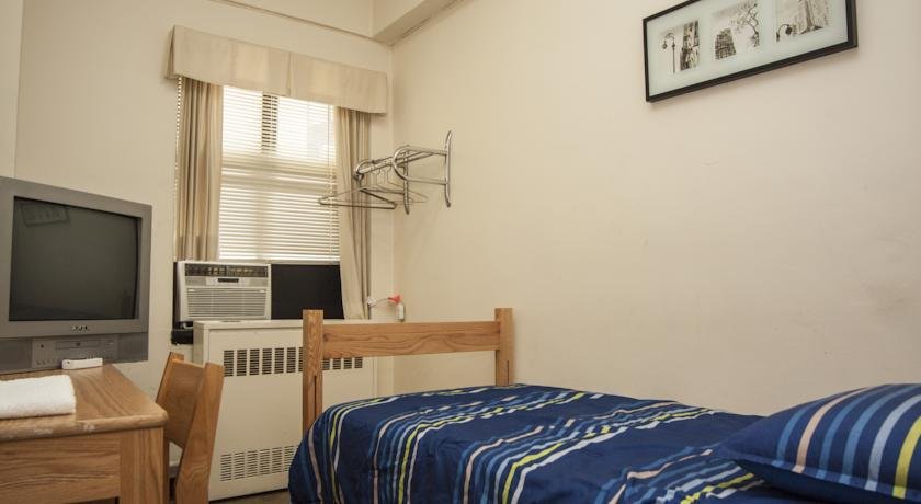 Фото Vanderbilt Ymca Hostel