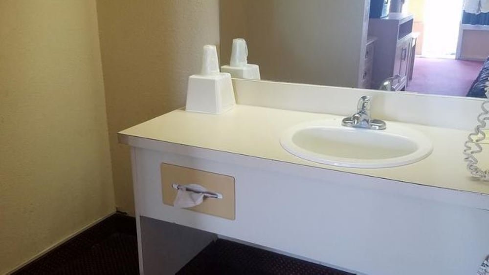 Фото Quality Inn Saint Petersburg North-Tampa Bay