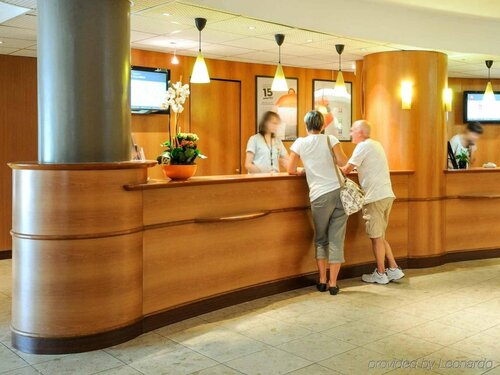Гостиница Ibis Bordeaux Centre Meriadeck в Бордо