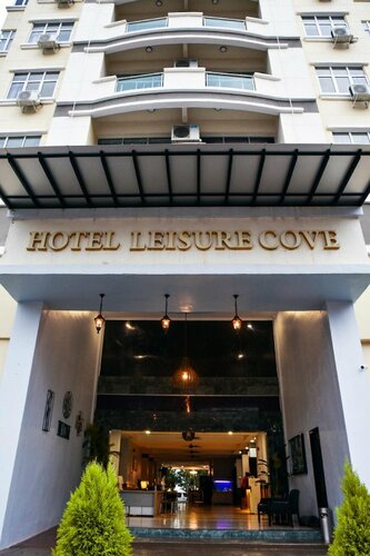 Апартаменты Leisure Cove Hotel & Apartments
