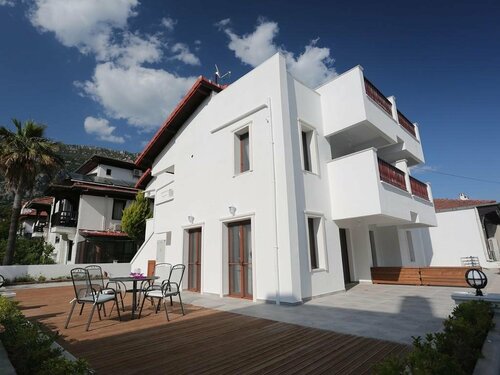 Апартаменты Seaside Suites