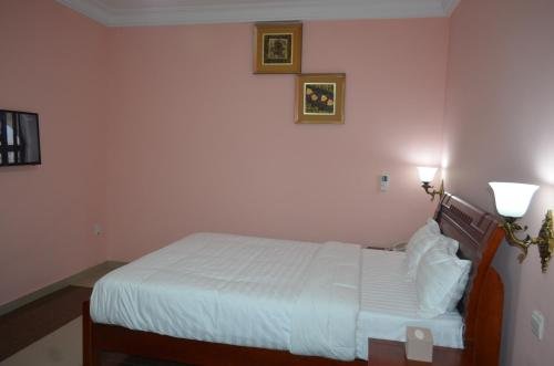 Фото Precious Guest lodge