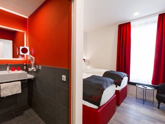 Фото Dormero Hotel Roth