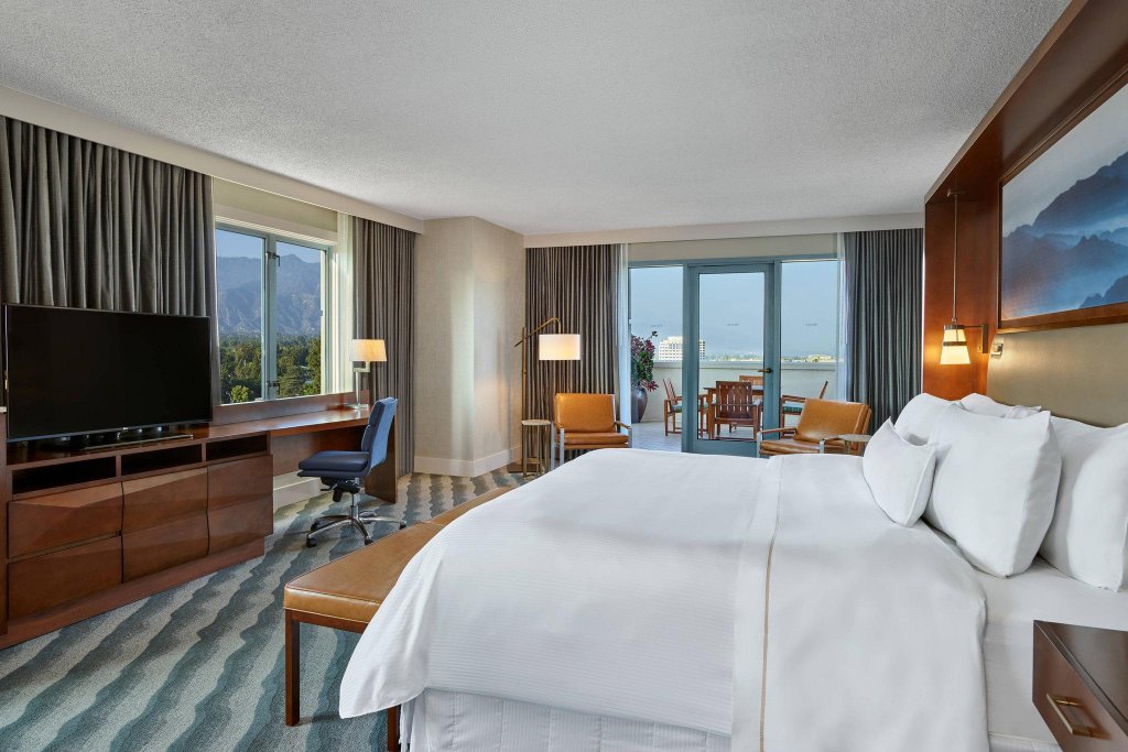 Фото The Westin Pasadena